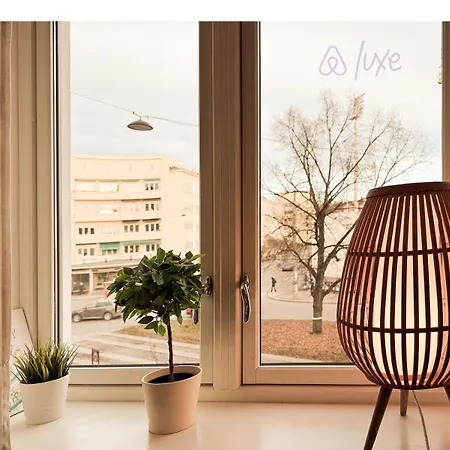 Double Bed & Sofa Bed - Modern Kitchen - Fast Wifi *