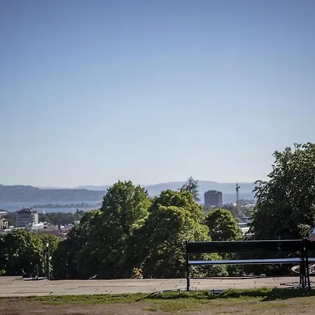 Lejlighed Double Bed & Sofa Bed - Modern Kitchen - Fast Wifi *