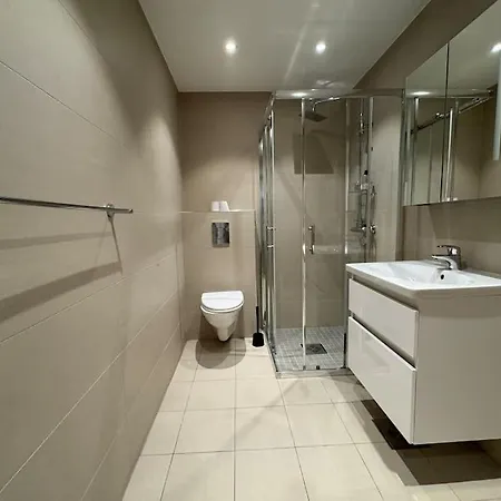 Double Bed & Sofa Bed - Modern Kitchen - Fast Wifi Осло